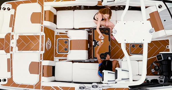 MALIBU COMMAND CENTER